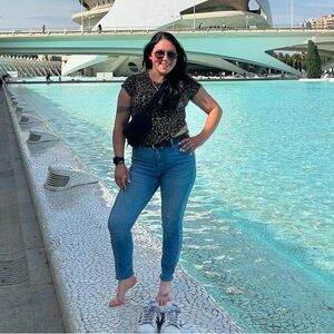 Meet your Posher, Rhilee